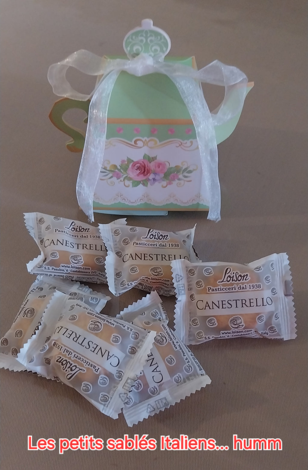 La théière croustillante – Assortiment de Biscuits Premium
