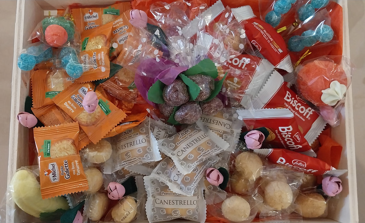 Caissette en Bois Gourmande – Biscuits, Bonbons format maxi